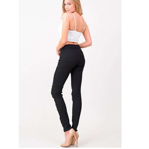 NWT  Black Denim Mid Rise Distressed Jean - Picture 5 of 7